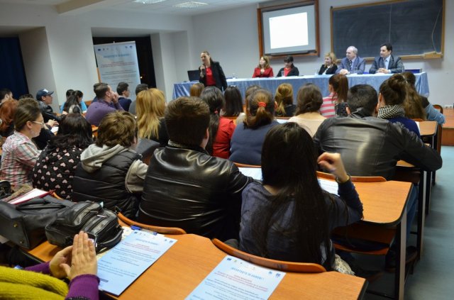 Conferința intermediară